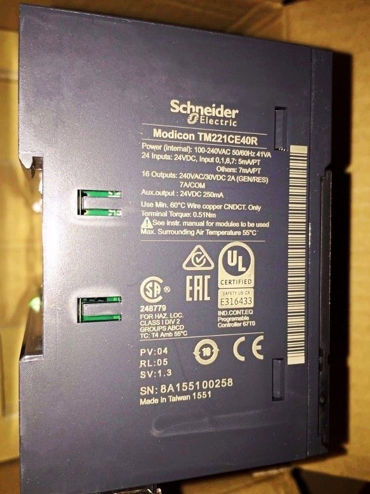 Original New Schneider PLC Module TM221CE40R IN BOX - Click Image to Close