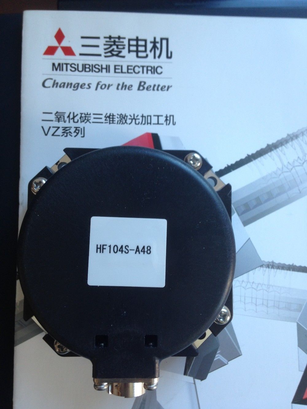 NEW&ORIGINAL Mitsubishi OSA18-100 ENCODER FOR SERVO MOTOR HF104S-A48 in box