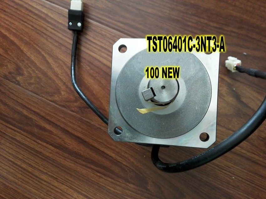 NEW TST06401C-3NT3-A TECO TST06401C-3NT3-A AC SERVO MOTOR - zum Schließen ins Bild klicken