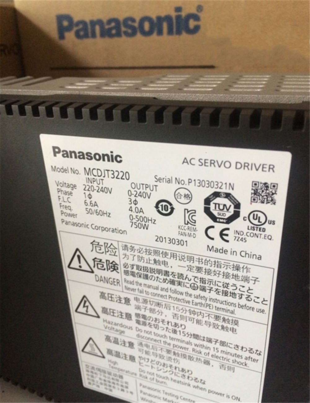 GENUINE NEW PANASONIC AC Servo drive MCDJT3220 in box - Click Image to Close