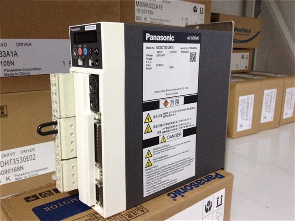 Original New PANASONIC AC Servo drive MCDCT3312B18 in box (Genuine) - zum Schließen ins Bild klicken