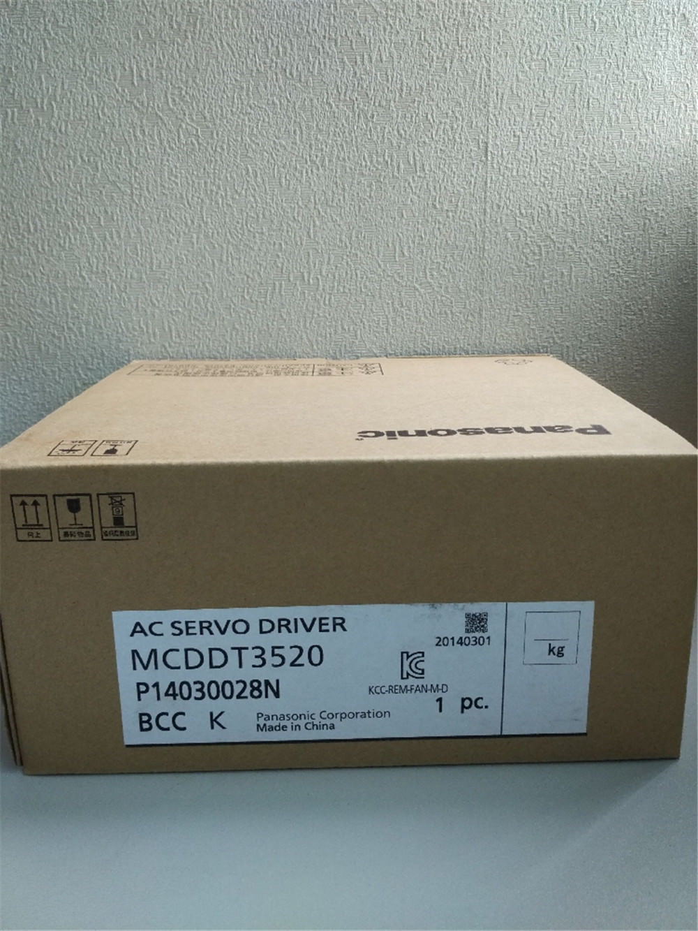 BRAND NEW PANASONIC Servo drive MCDDT3520 in box - Click Image to Close