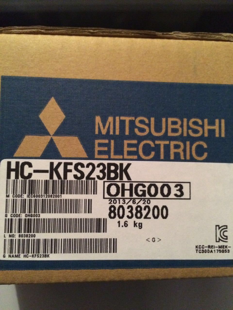 NEW&ORIGINAL Mitsubishi SERVO MOTOR HC-KFS23BK HCKFS23BK in box - Click Image to Close