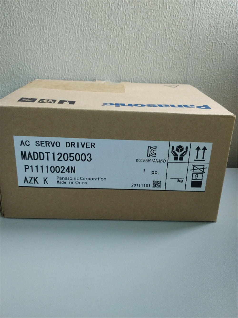 Brand New Panasonic MADDT1205003 100W 200-240V in box (not Refurbished) - Click Image to Close