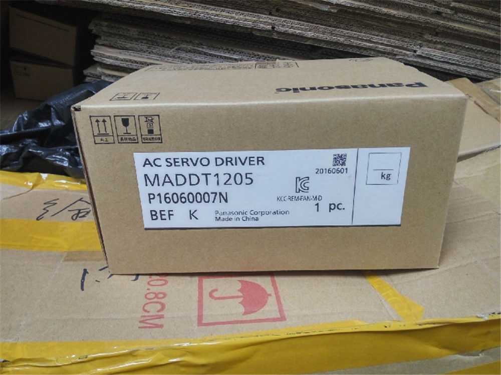 Original New Panasonic AC Servo drive MADDT1205 100W in box (not Refurbished)